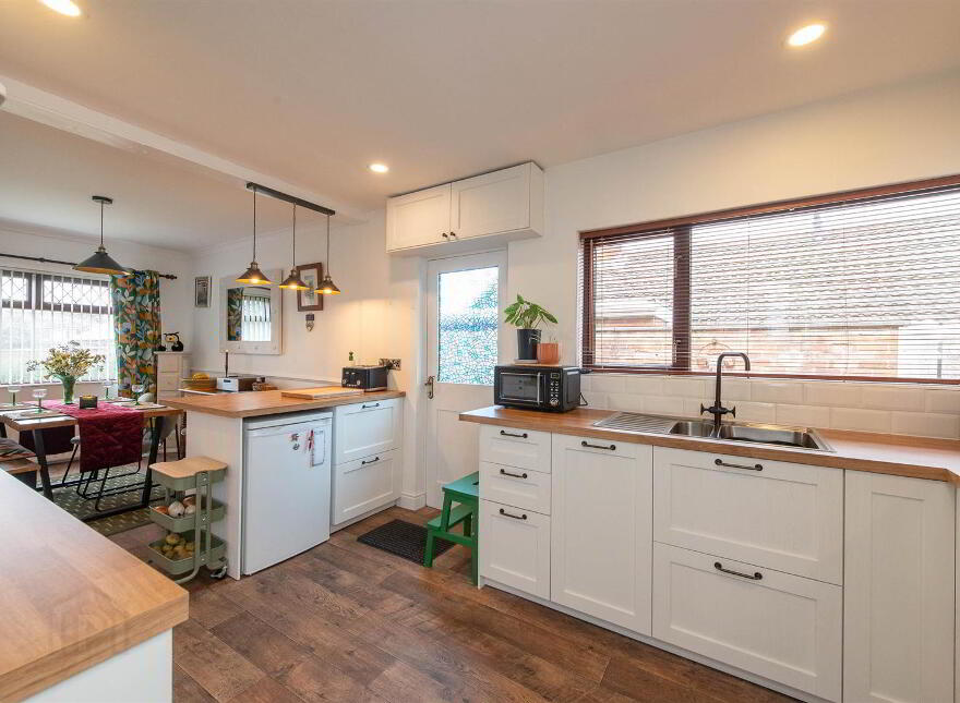 7 Lough Leane Park, Carryduff, Belfast, BT8 8PN