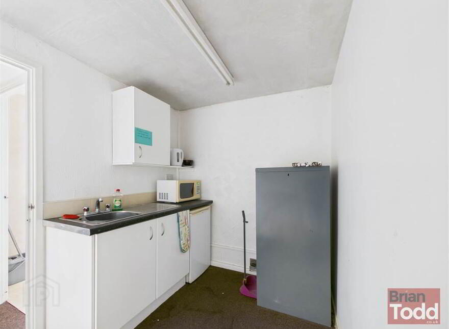 15 Agnew Street, Larne, BT40 1RF