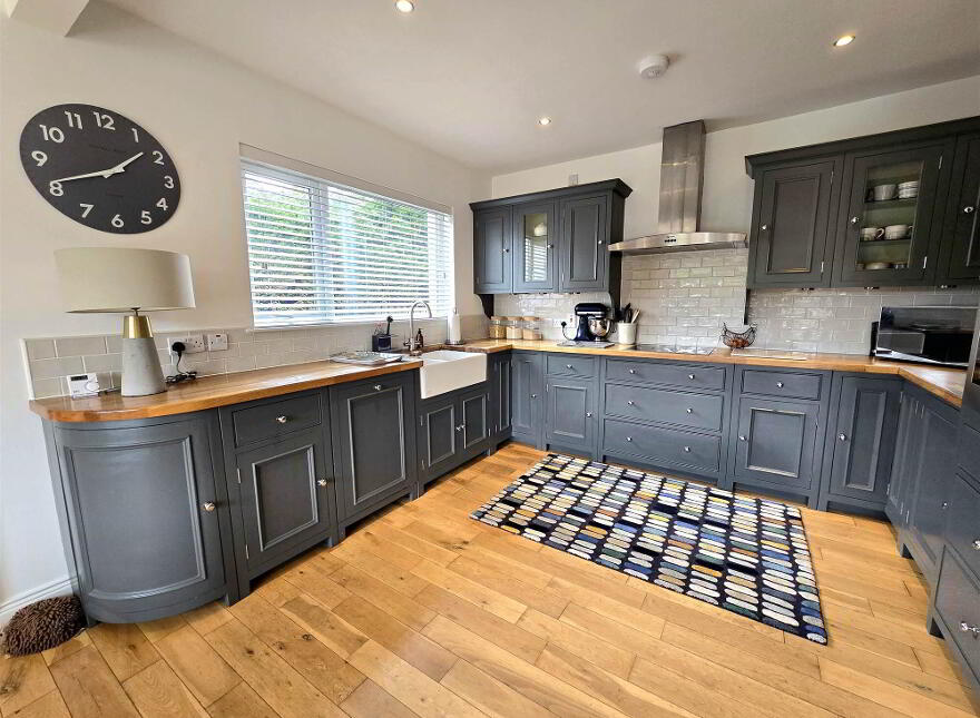 20 Windmill Road, Hillsborough, BT26 6LS