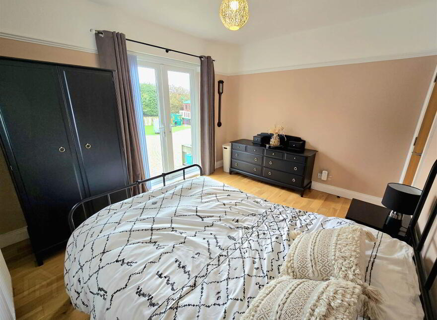 20 Windmill Road, Hillsborough, BT26 6LS