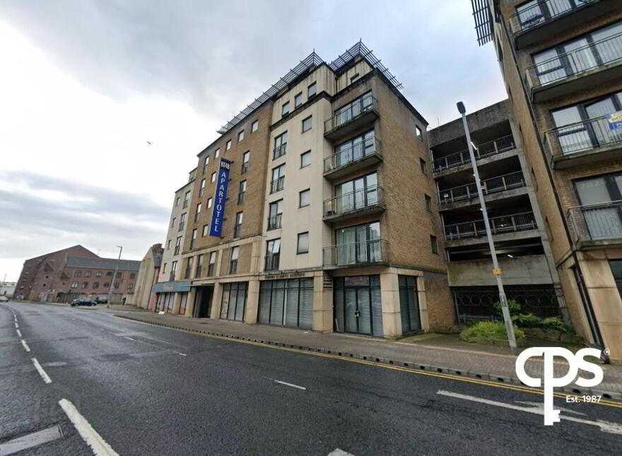 403 College Place, L'Derry, BT48 7LP
