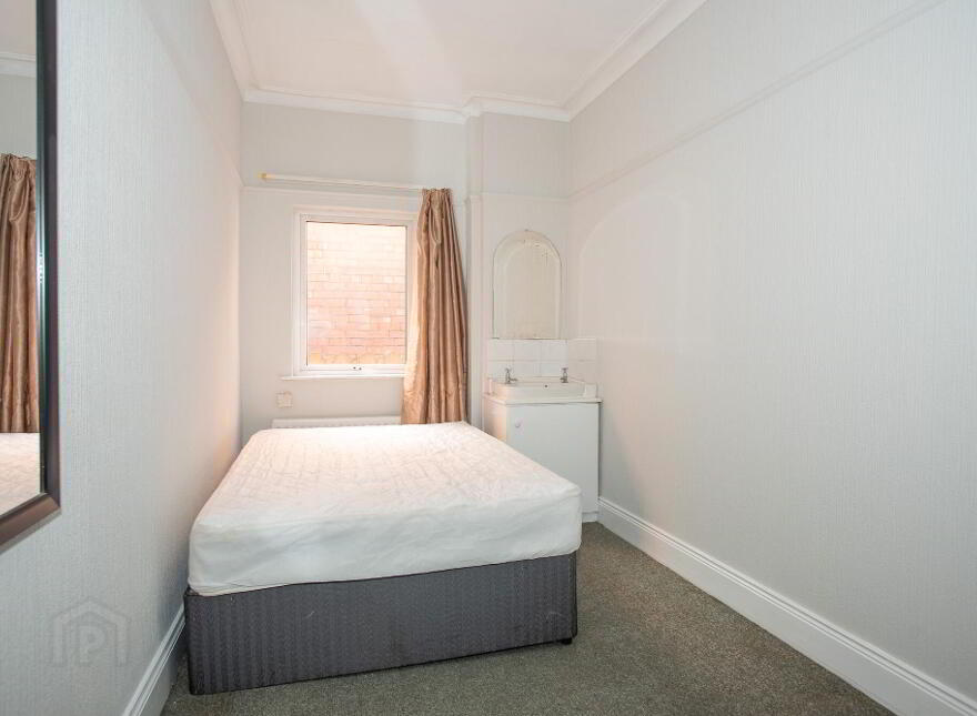 17 Rugby Road, Belfast, BT7 1PT