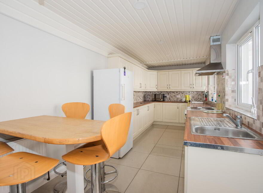 17 Rugby Road, Belfast, BT7 1PT