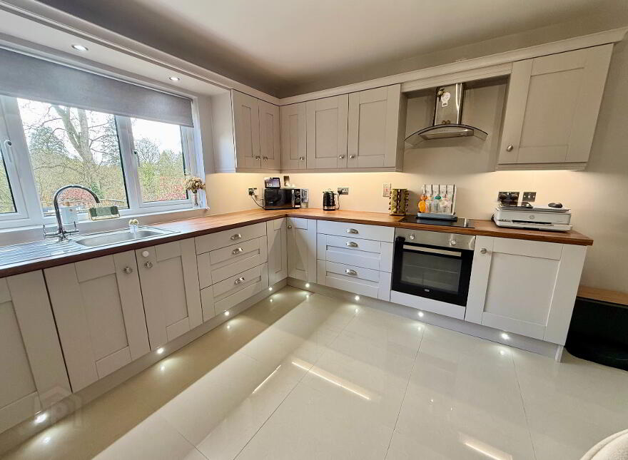 16a Rosemount Avenue, Armagh, BT60 1BB