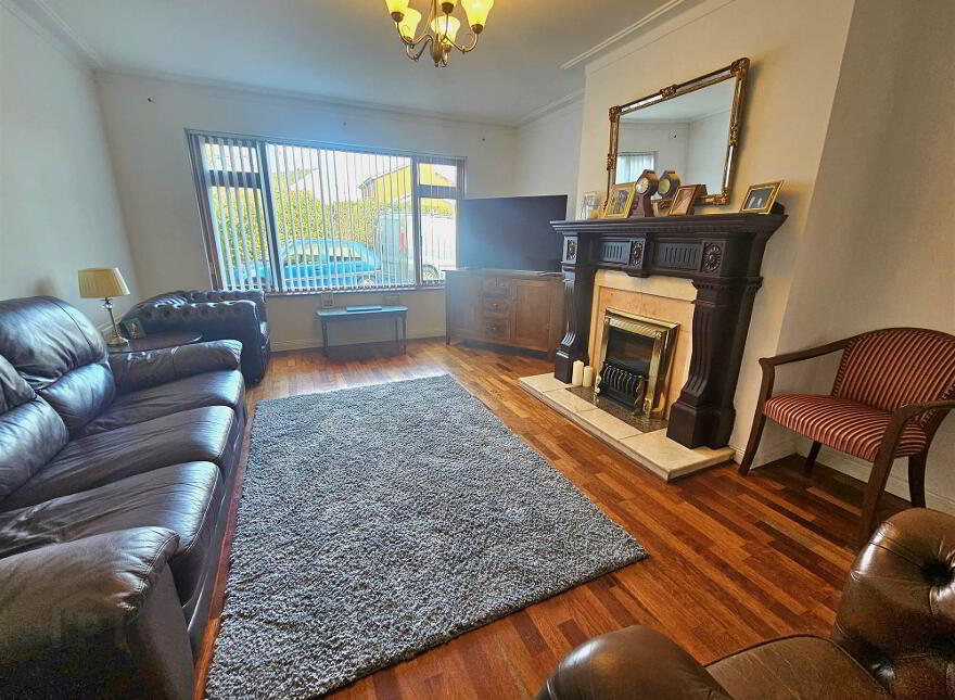 32 Adlon Crescent, Lisburn, BT28 2EG