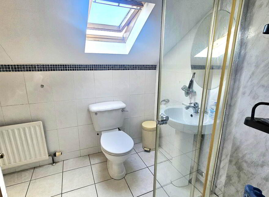 32 Adlon Crescent, Lisburn, BT28 2EG