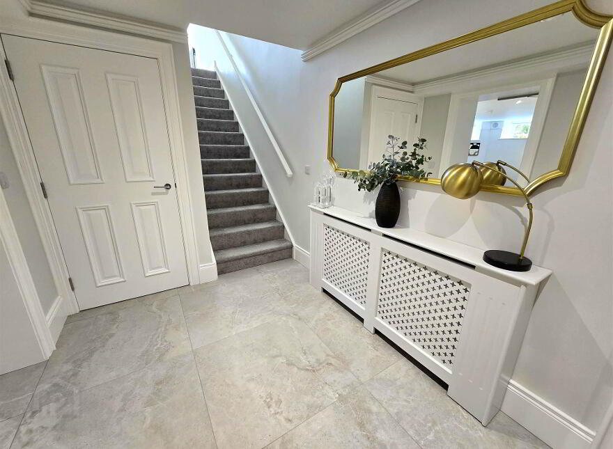 Apartment 2A 6 Lady Ishbel Boulevard, Belfast, BT8 8SJ
