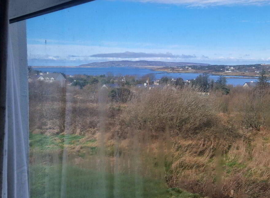 Seaview House On, C. 3 Acres Caravan Road, Dungloe, F94Y0C0