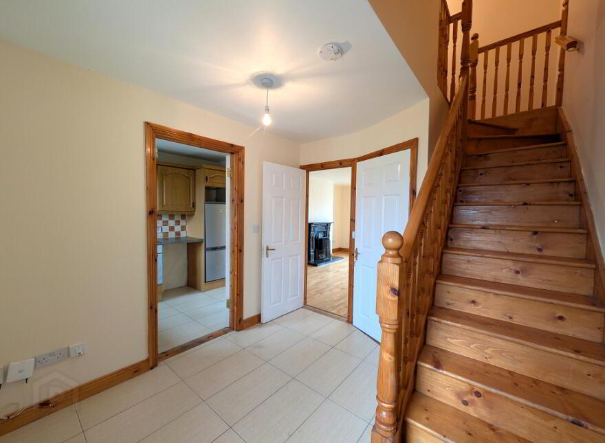 33 Hazel Lawns, Ballyhaunis, F35DH50