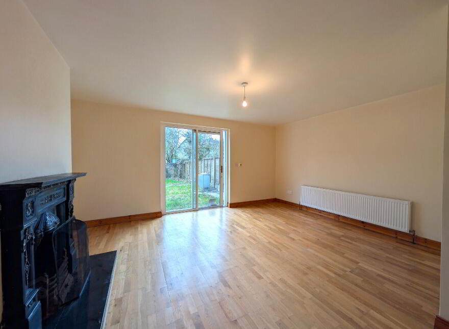 33 Hazel Lawns, Ballyhaunis, F35DH50