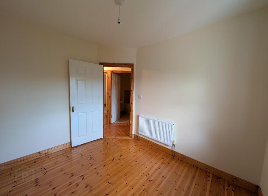 33 Hazel Lawns, Ballyhaunis, F35DH50