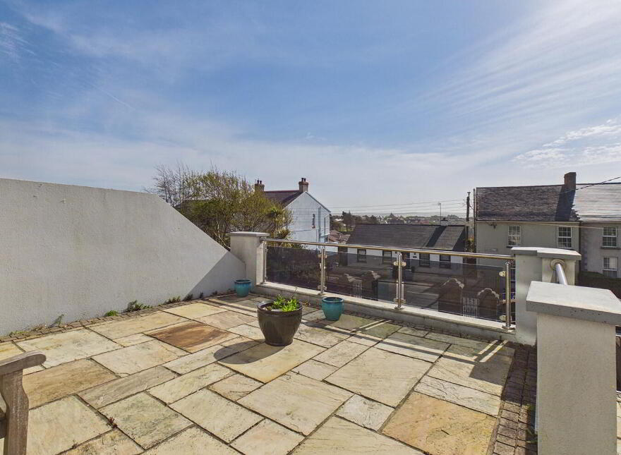 3 Eaton Terrace, Waterford Road, Tramore, X91W443