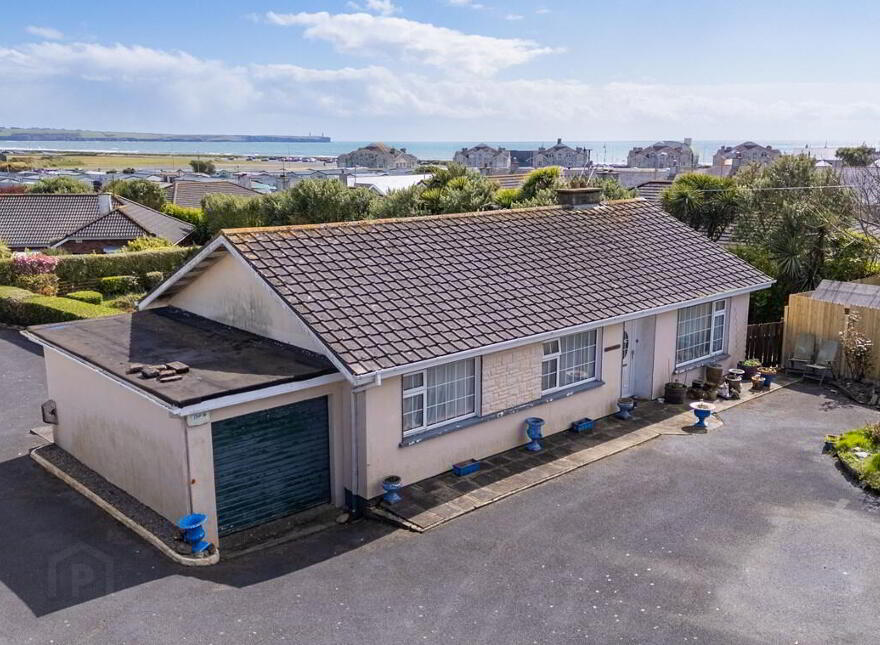 St. Annes, Frederick Place, Tramore, X91X384