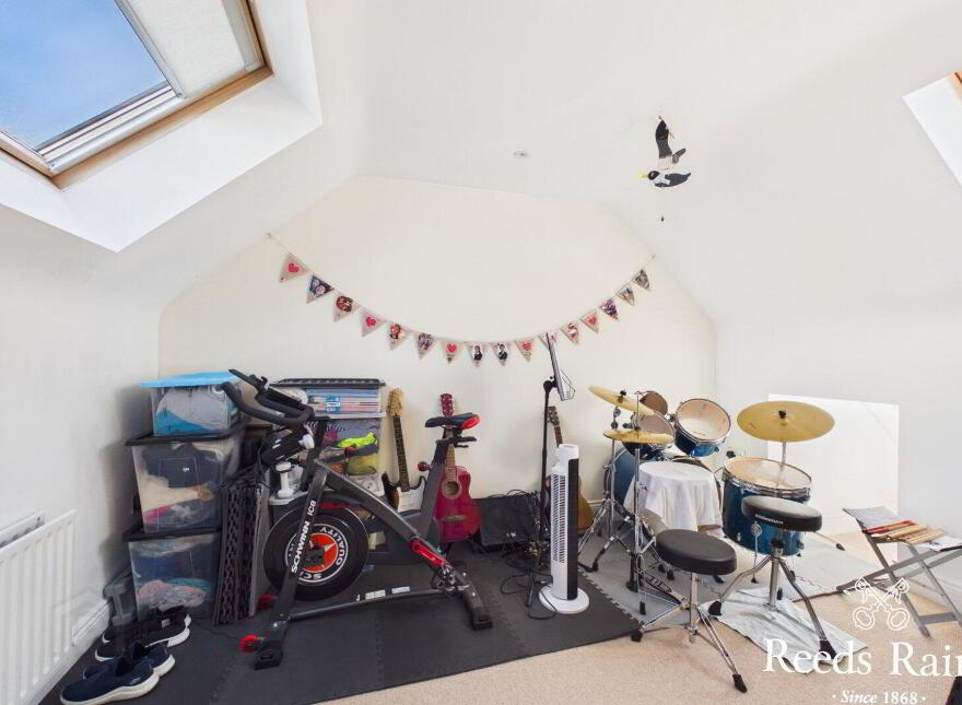 32 Lislaynan, Ballycarry, Carrickfergus, BT38 9GZ
