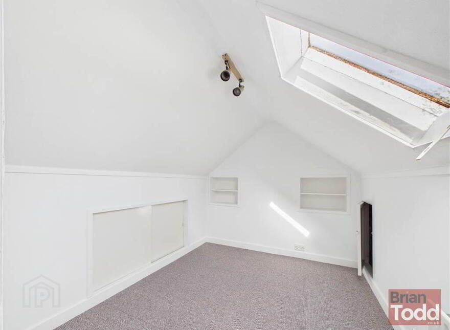 Bank Road, Larne, BT40 3AN