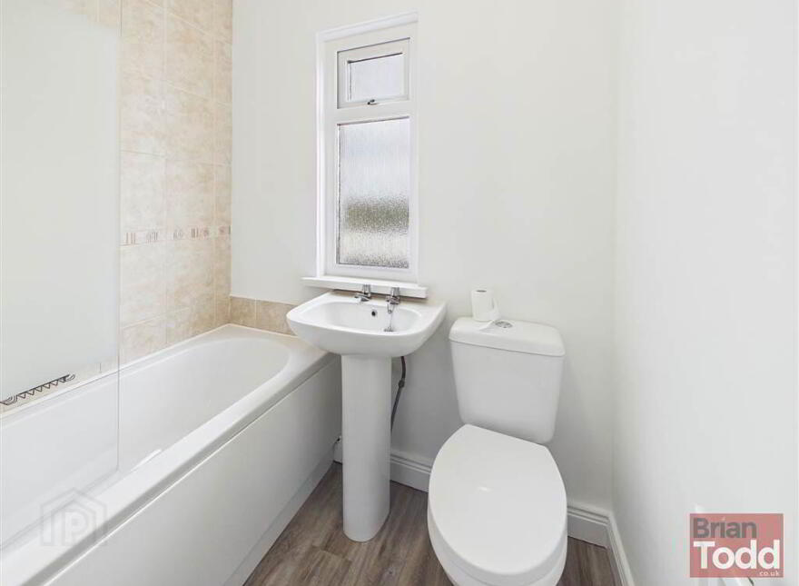 Bank Road, Larne, BT40 3AN