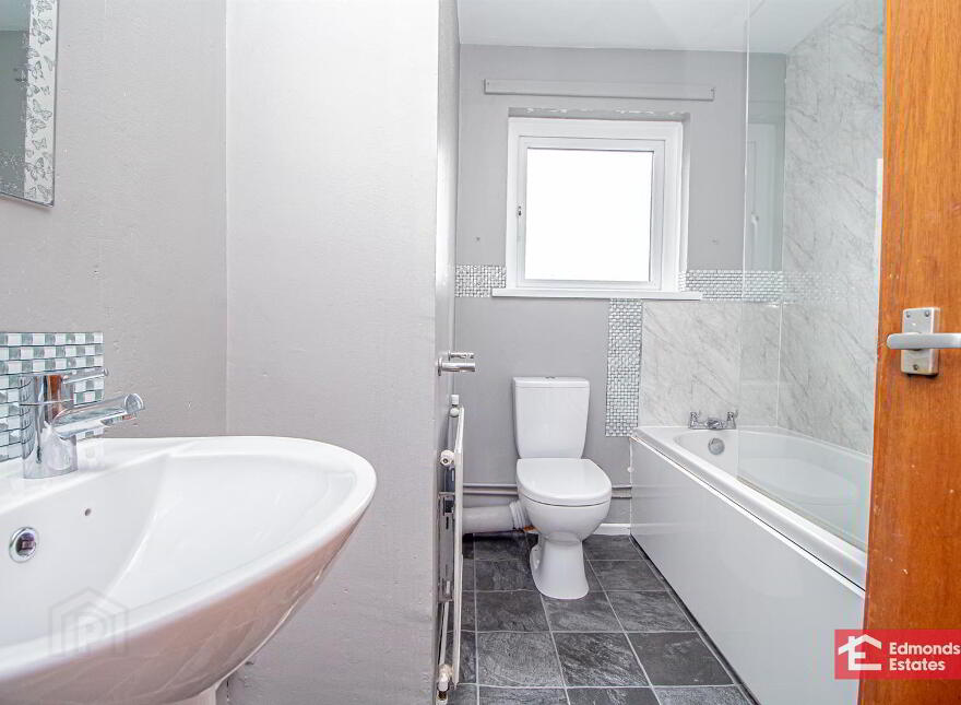 35 Templemoyle, Kells, Ballymena, BT42 3LG