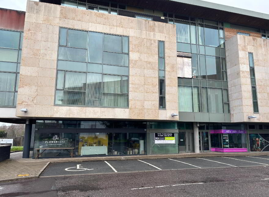The Reeks Gateway, 11A Tralee Road, Killarney