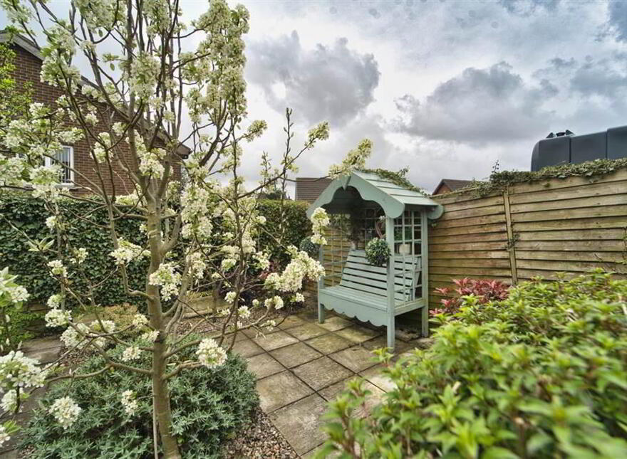 22 Adlon Park, Lisburn, BT28 2DZ