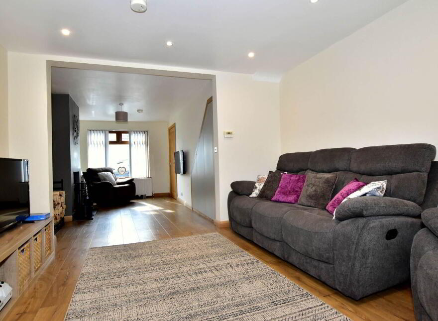 49 High Street, Ballyhalbert, Newtownards, BT22 1BL