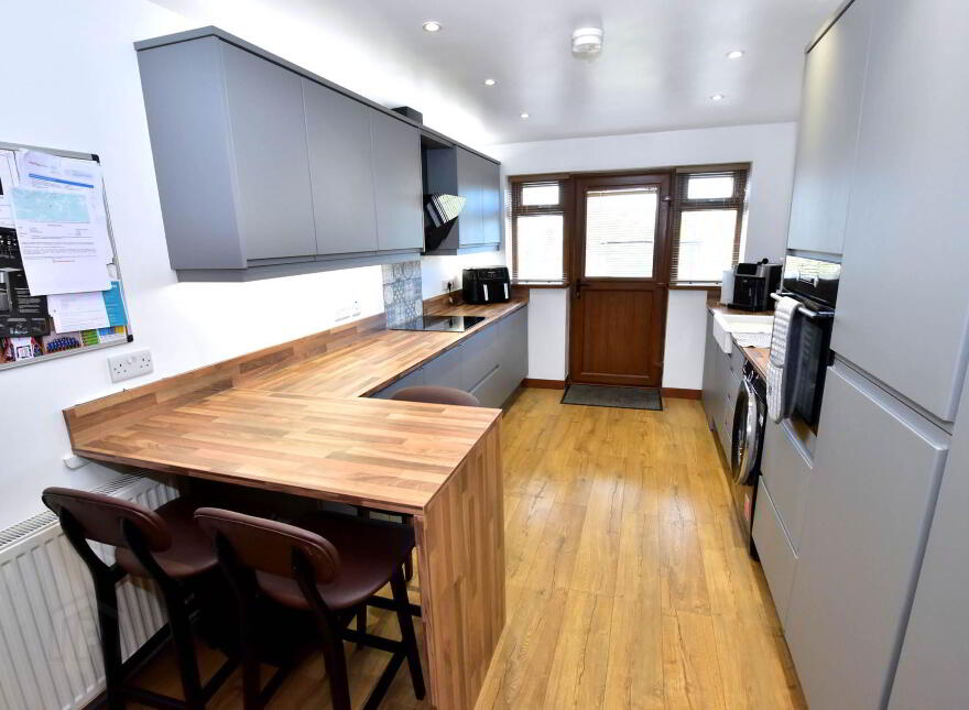 49 High Street, Ballyhalbert, Newtownards, BT22 1BL