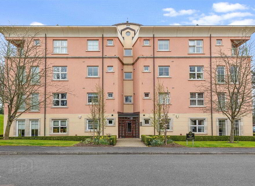 53 Danesfort, Malone Road, Belfast, BT9 5QL