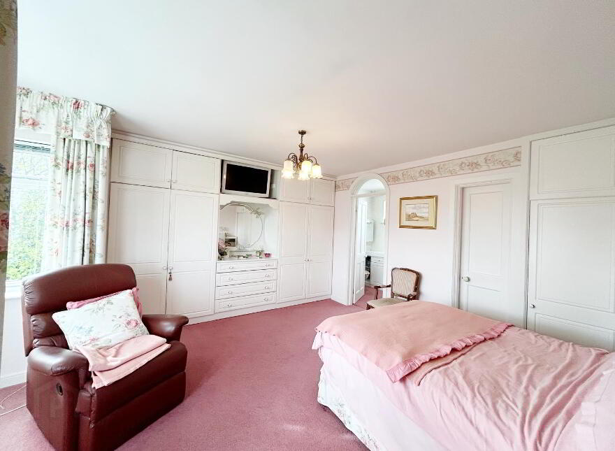 67 Dublin Road, Omagh, BT78 1HQ