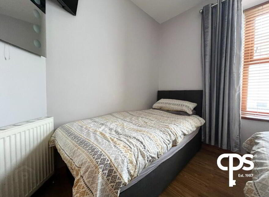 8 Marlborough Terrace, Derry, BT48 9AT