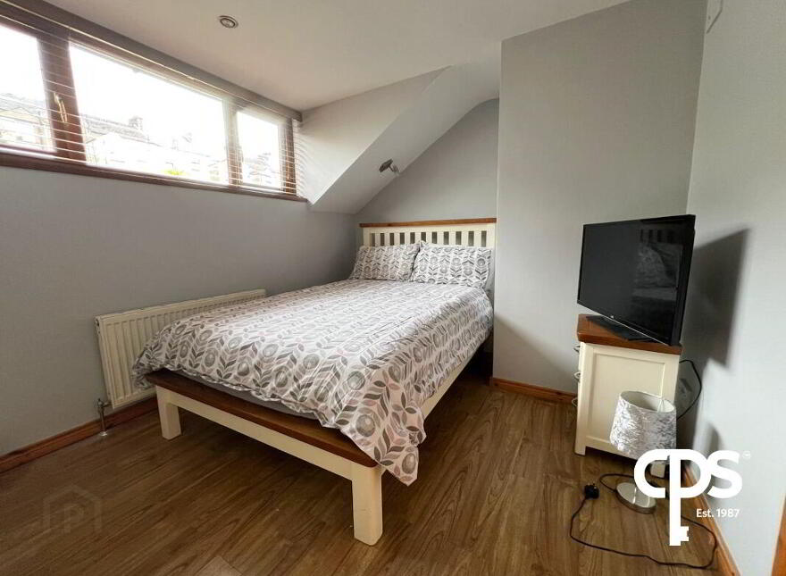 8 Marlborough Terrace, Derry, BT48 9AT