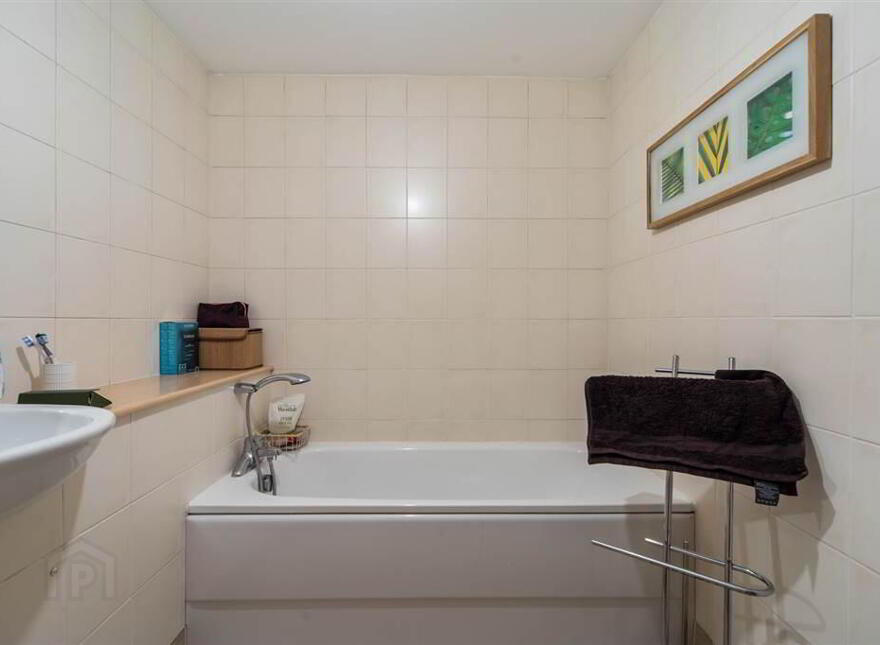 Apt 58 Stranmillis Wharf, 2a Lockview Road, Belfast, BT9 5GN