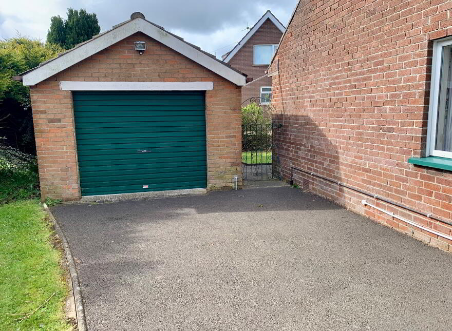 18 Carolhill Road, Glengormley, BT36 7AF
