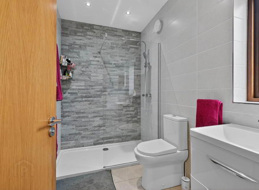 18 Malone View Park, Upper Malone Road, Belfast, BT9 5PN