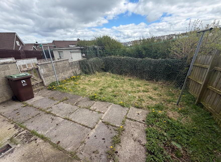 29 Glenside Gardens, Glens, Derry, BT48 0BT