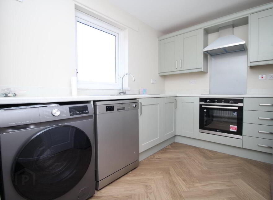 11 Holland Drive, Belfast, BT5 6EH