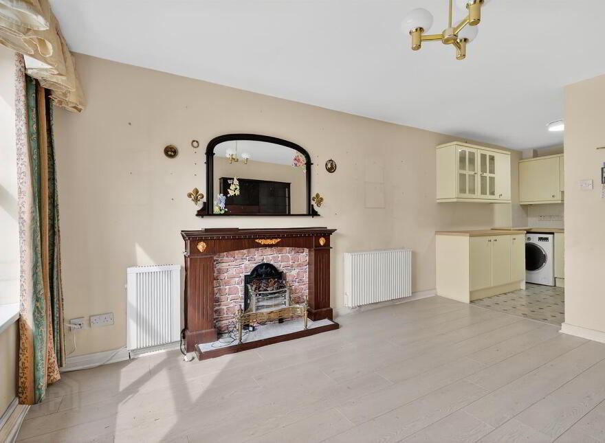 Flat 8 Sans Souci Manor, 12A Sans Souci Park, Belfast, BT9 5JZ
