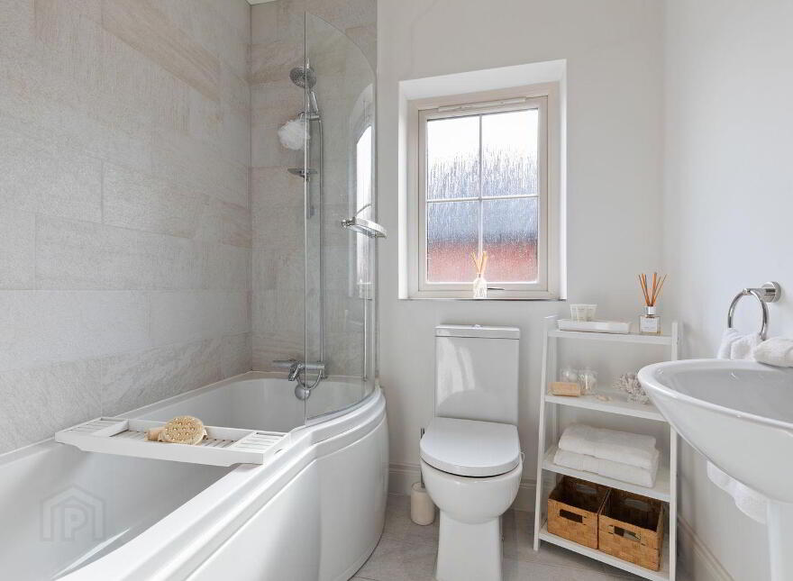 9 Lynn Hall Grove, Bangor, BT19 1LT