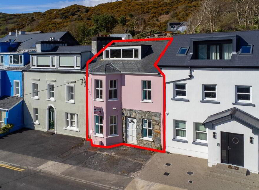 3 Seaview, Clifden, H71CK70