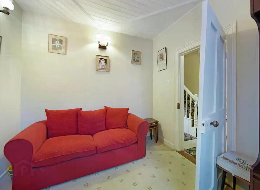 Castle Street, Ramelton, F92V4X9