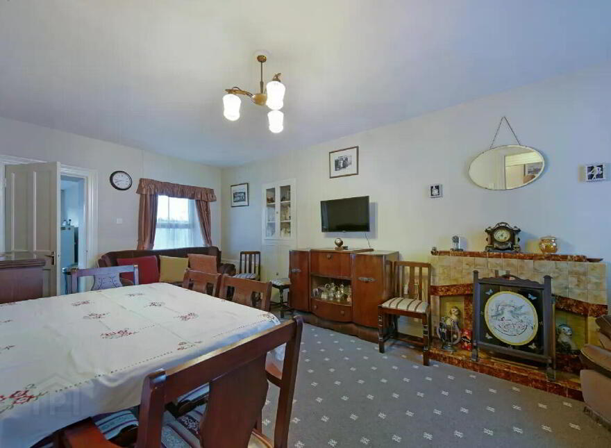 Castle Street, Ramelton, F92V4X9