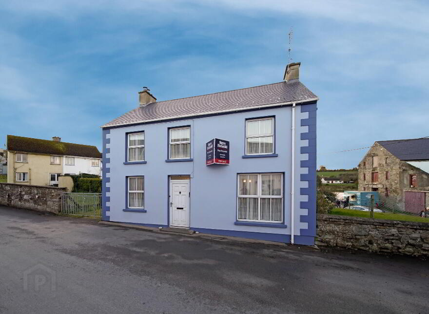 Castle Street, Ramelton, F92V4X9