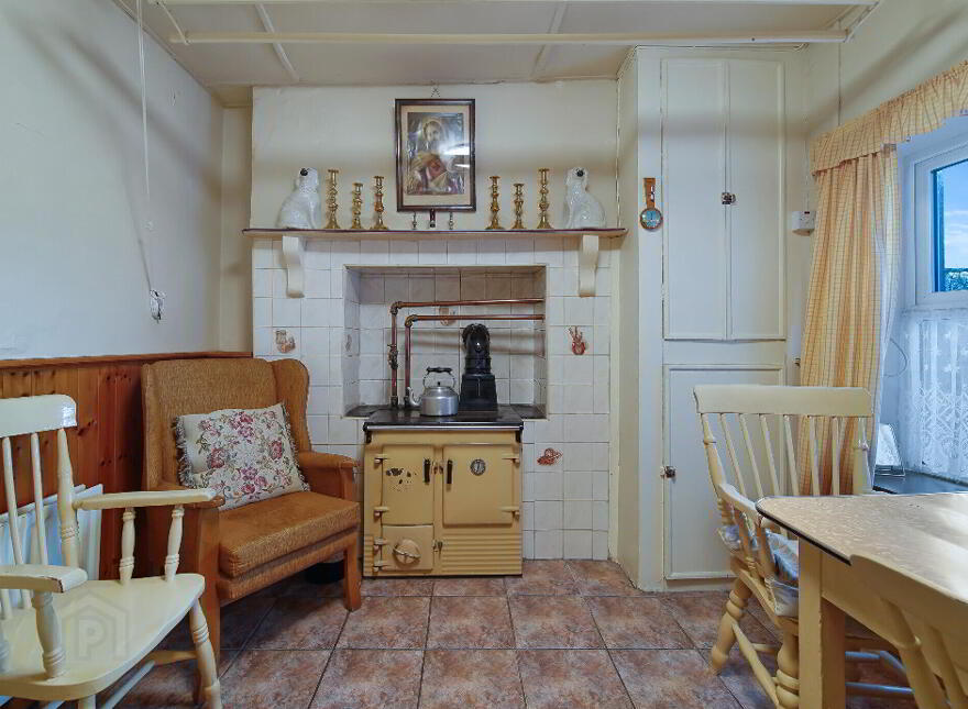 Castle Street, Ramelton, F92V4X9