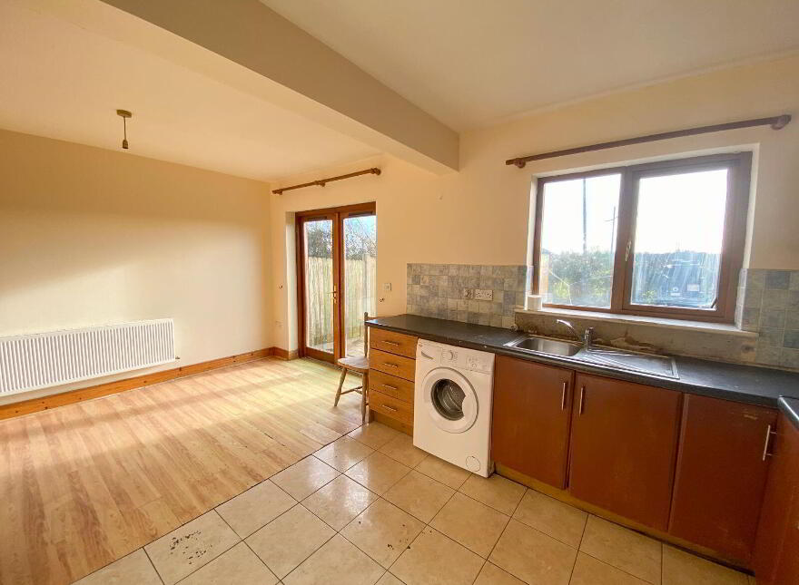 24 Mostrim Oaks, Mostrim, N39VY88