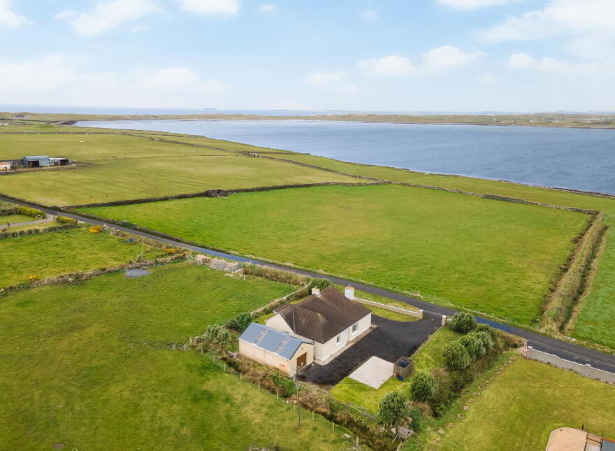Elly, Clogher, Clogher, F26X2H7