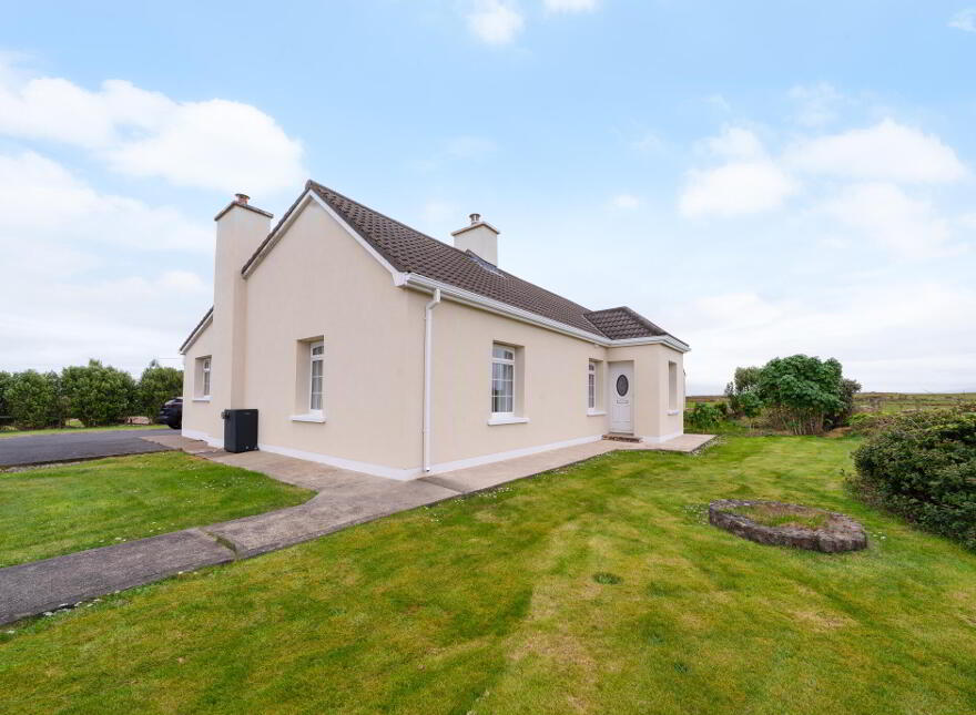 Elly, Clogher, Clogher, F26X2H7