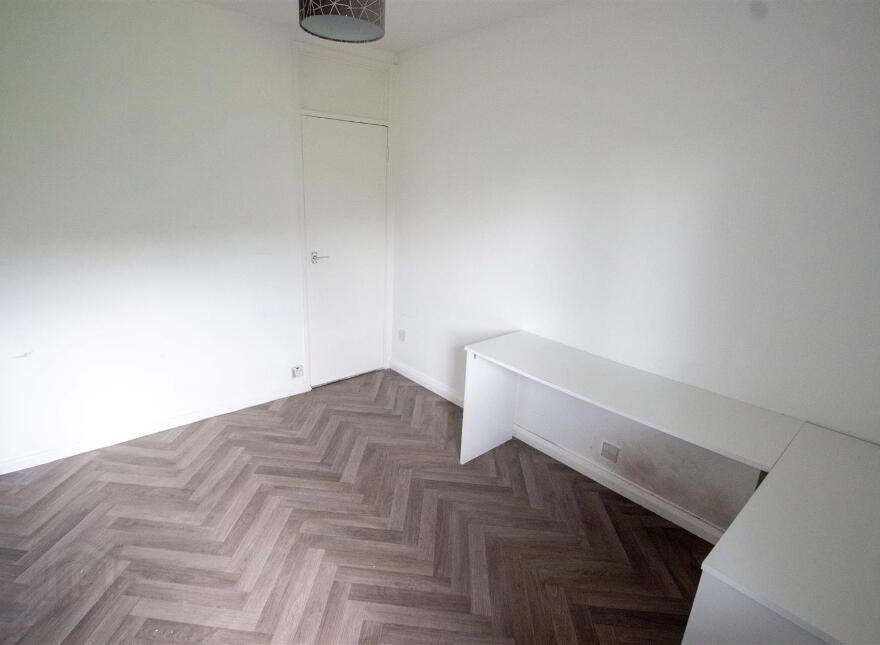 107B Shaws Road, Belfast, BT11 9PS