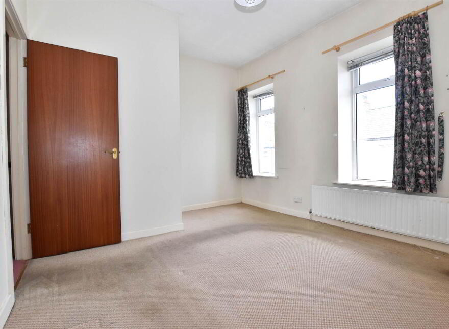 15 East Street, Newtownards, BT23 4EN