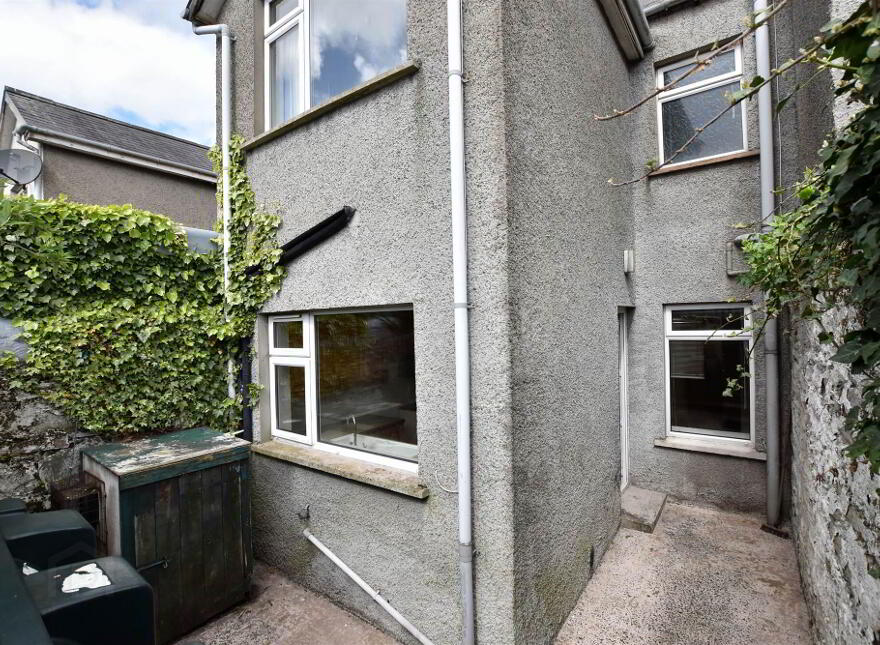 15 East Street, Newtownards, BT23 4EN