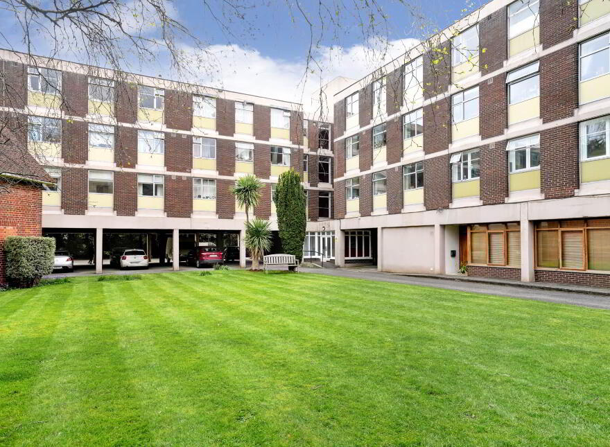 Apartment 54 Cranford Court, Stillorgan Road, Dublin, D04P400