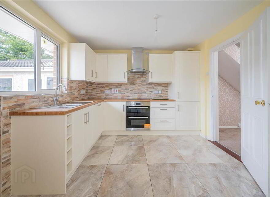 7 Whyte Field, Crossgar, BT30 9HB