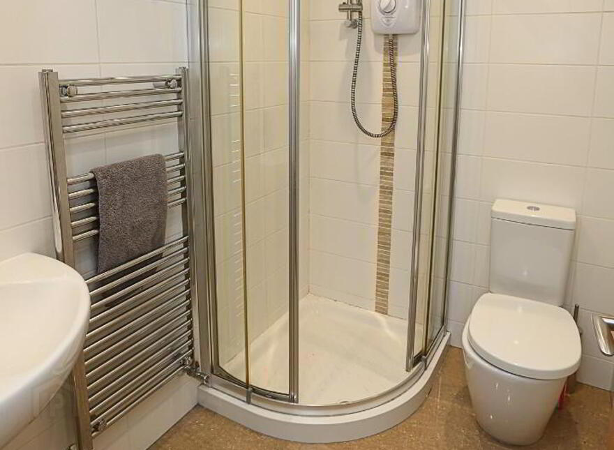 28 The Bay, Seacliff Road, Ballyholme, Bangor, BT20 5HD